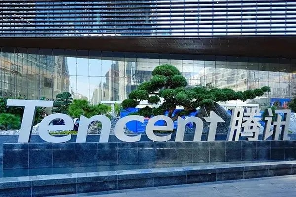 QQ爱心交友怎么亮啊？